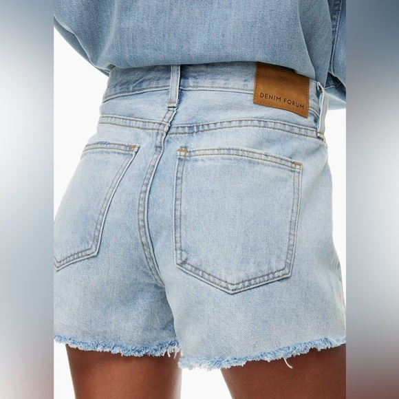 NWOT Denim Forum The Ex-boyfriend Denim Short - Picture 2 of 11